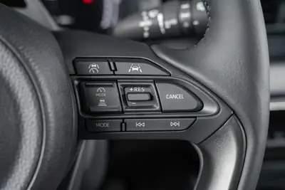 Toyota Yaris 1.5 e-CVT — Citadine hybride économe, quasi neuve avec 50 km au compteur — Miniature 20