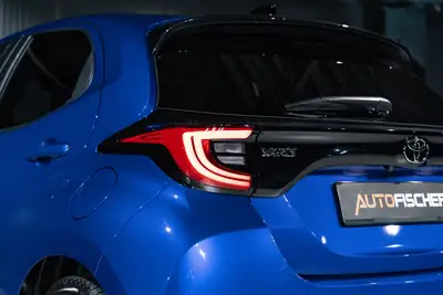 Toyota Yaris 1.5 e-CVT — Citadine hybride économe, quasi neuve avec 50 km au compteur — Miniature 25