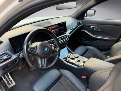 BMW 330e xDrive Touring — Hybride rechargeable performant, 100 000 km, M Sport — Miniature 9