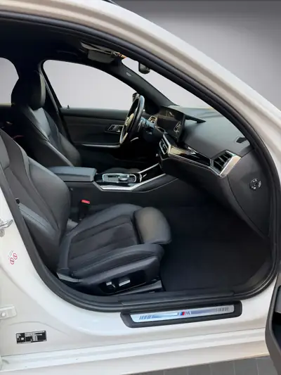 BMW 330e xDrive Touring — Hybride rechargeable performant, 100 000 km, M Sport — Miniature 13