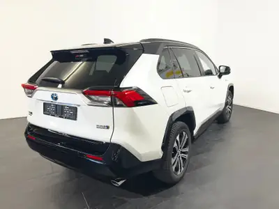 Toyota RAV-4 2.5 Plug-In Hybrid Platinum 2024 — SUV écologique, première main, 21 500 km — fianco