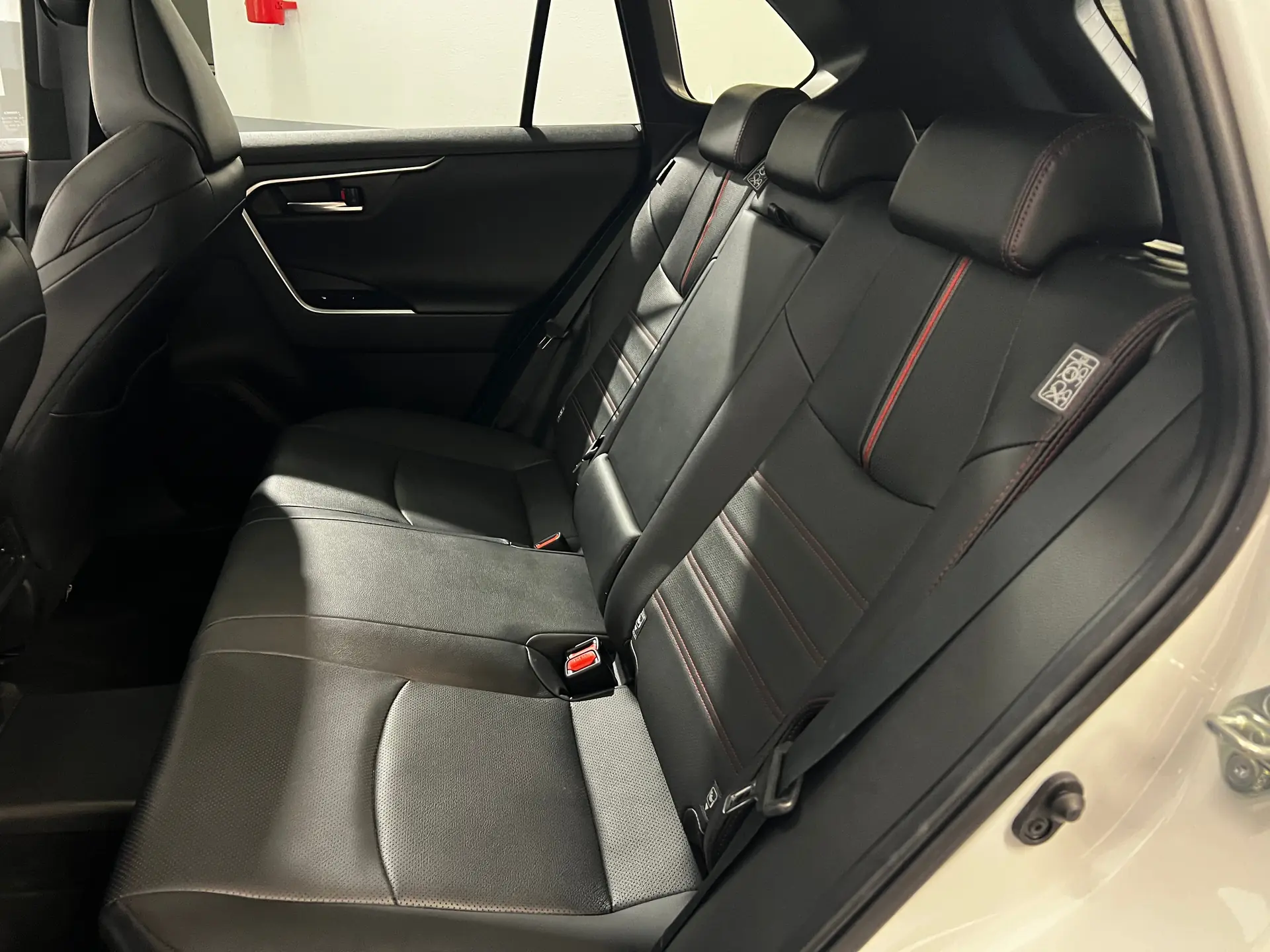 Toyota RAV4 2024 occasion Les Monts de Corsier — 4
