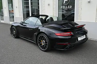 Porsche 911 Turbo S Cabrio PDK — Supercar décapotable, 580 ch, garantie Approved jusqu'à août 2027 — Miniature 7