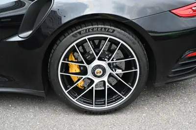 Porsche 911 Turbo S Cabrio PDK — Supercar décapotable, 580 ch, garantie Approved jusqu'à août 2027 — Miniature 10
