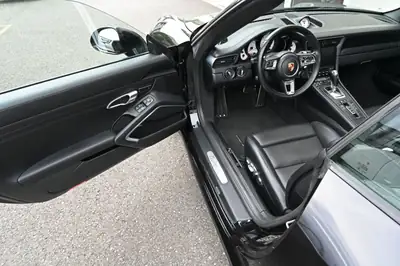 Porsche 911 Turbo S Cabrio PDK — Supercar décapotable, 580 ch, garantie Approved jusqu'à août 2027 — Miniature 11