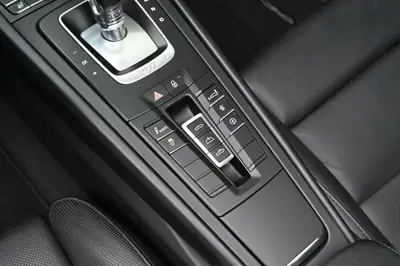 Porsche 911 Turbo S Cabrio PDK — Supercar décapotable, 580 ch, garantie Approved jusqu'à août 2027 — Miniature 15