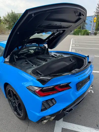 Chevrolet Corvette C8 Stingray 3LT Z51 — Légendaire américaine, 481 ch et pack sport complet — dettaglio