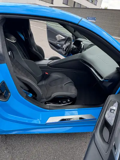 Chevrolet Corvette C8 Stingray 3LT Z51 — Légendaire américaine, 481 ch et pack sport complet — Miniatura 10