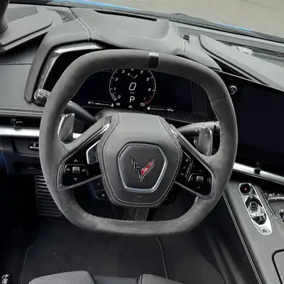 Chevrolet Corvette C8 Stingray 3LT Z51 — Légendaire américaine, 481 ch et pack sport complet — Miniatura 13