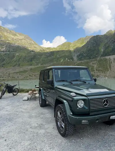 PUCH G 320 — Le légendaire 4x4 Mercedes avec motorisation 211 ch et peinture exclusive — interior