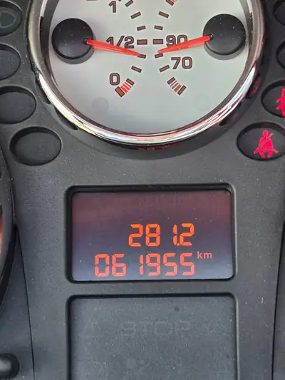 Peugeot 207 1.6 16V Sport — Cabriolet élégant, entretien irréprochable — Thumbnail 9