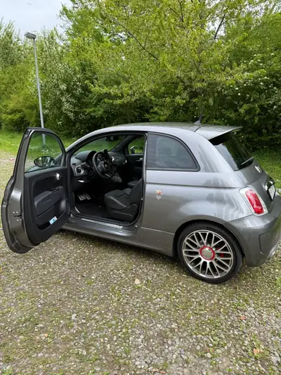 Fiat 500 Abarth 1.4 T-Jet 140 — Sportive compacte, boîte automatique, 35'000 km — rear view