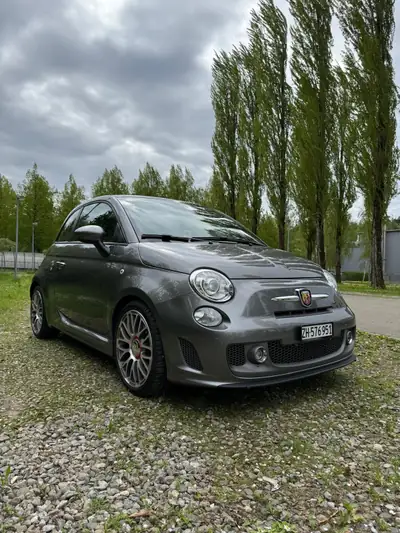 Fiat 500 Abarth 1.4 T-Jet 140 — Sportive compacte, boîte automatique, 35'000 km — exterior view