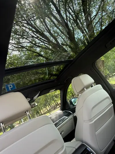 BMW X5 xDrive40d — SUV premium diesel hybride, 48 000 km seulement — Thumbnail 17