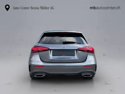 Mercedes-Benz A 250 AMG Line — Berline compacte hybride, 238 ch et transmission sport — tableau de bord