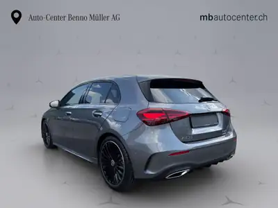 Mercedes-Benz A 250 AMG Line — Berline compacte hybride, 238 ch et transmission sport — intérieur