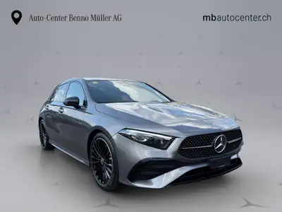 Mercedes-Benz A 250 AMG Line — Berline compacte hybride, 238 ch et transmission sport — Miniature 8