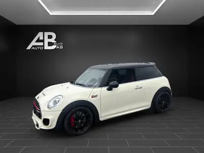 MINI Cooper John Cooper Works Steptronic — 231 ch dynamiques, blanc métallisé, 143000 km — côté