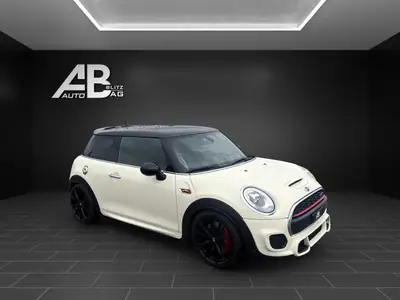 MINI Cooper John Cooper Works Steptronic — 231 ch dynamiques, blanc métallisé, 143000 km — détail