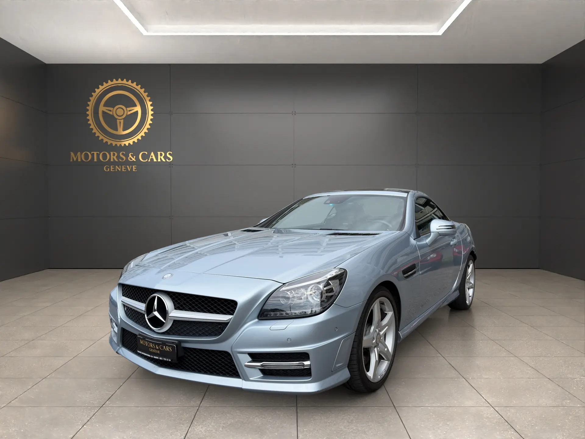 Mercedes-Benz SLK 200 Sport Star — Cabriolet élégant, moteur 184 ch, très bon état