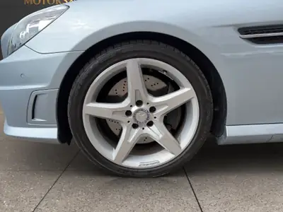 Mercedes-Benz SLK 200 Sport Star — Cabriolet élégant, moteur 184 ch, très bon état — Miniature 12