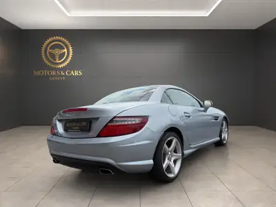Mercedes-Benz SLK 200 Sport Star — Cabriolet élégant, moteur 184 ch, très bon état — Miniature 10