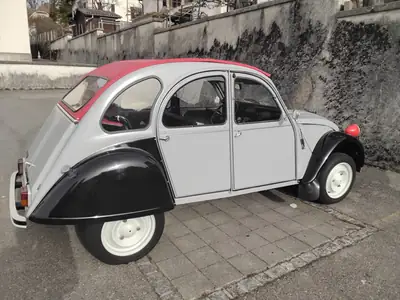 Citroën 2CV AZ Série KA 1981 — L'icône française authentique, kilométrage préservé — fianco