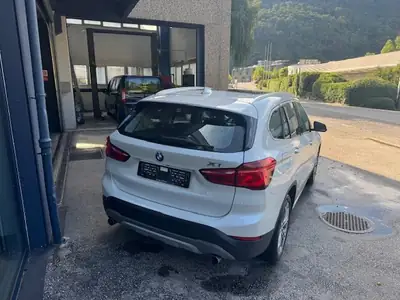 BMW X1 20d xDrive SAG — SUV compact diesel, transmission automatique, sans sinistre — Seitenansicht