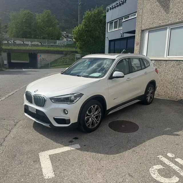 BMW X1 20d xDrive SAG — SUV compact diesel, transmission automatique, sans sinistre