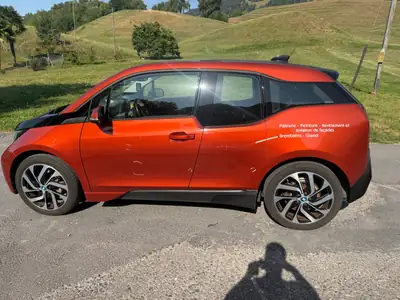 BMW i3 E-Motor 60 Ah — Citadine électrique innovante, 191'000 km — side view