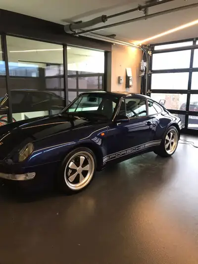 Porsche 911 Carrera 4 3.6 — Légende des années 90, traction intégrale authentique — interior