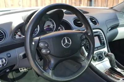 Mercedes-Benz SL 55 AMG — Roadster légendaire, 500 ch, boîte auto — dettaglio