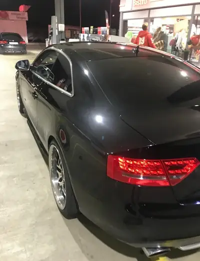 Audi S5 4.2 V8 FSI Quattro — Coupé sportif haute performance, 184'000 km — détail