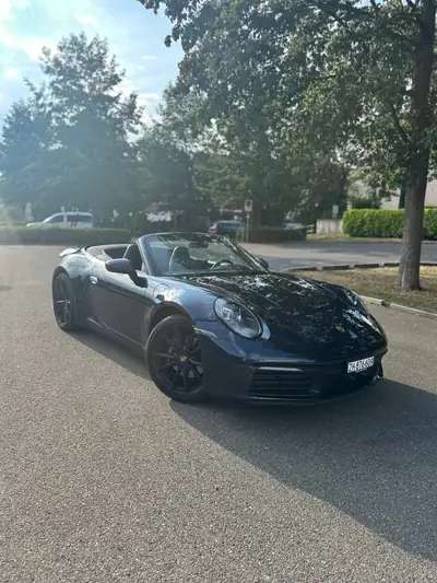 Porsche 911 Carrera 3.0 PDK Cabriolet — Roadster iconique, 49'000 km, certificat Porsche Approved — arrière