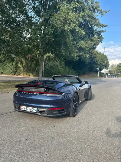 Porsche 911 Carrera 3.0 PDK Cabriolet — Roadster iconique, 49'000 km, certificat Porsche Approved — intérieur