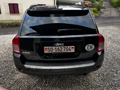 Jeep Compass 2.2 CRD Limited — SUV compact robuste, diesel économe, 195'000 km — arrière