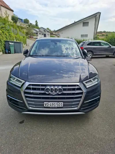 Audi Q5 2021 — SUV premium MHEV, 51300 km, transmission automatique — fianco
