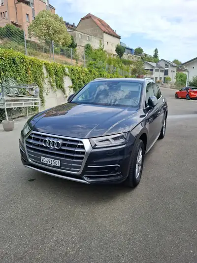 Audi Q5 2021 — SUV premium MHEV, 51300 km, transmission automatique — vista esterna