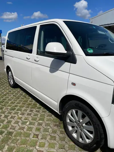 VW T5 2.0 TDI 140 CL — Monospace 7 places diesel, équipé et sans sinistre — côté