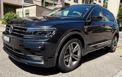 VW Tiguan 4 Motion R-Line 2018 — SUV 4x4 robuste et spacieux, très bon état — exterior view