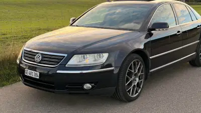 Volkswagen Phaeton 3.0 V6 TDI 4motion — Berline premium allemande, 385'000 km, jantes BBS R20 — Miniature 9
