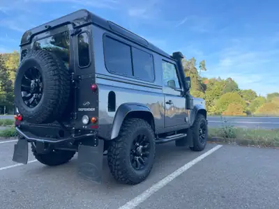 Land Rover Defender 2.2 TD4 SW Legend — Robustesse légendaire et équipements premium — Miniatur 8
