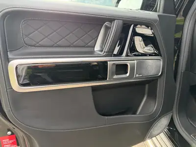Mercedes-Benz G 63 AMG — Le SUV légendaire à moteur V8 biturbo haute performance — Miniature 11