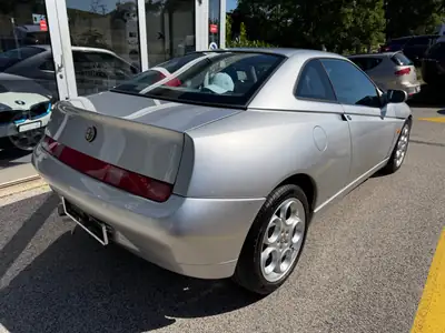 Alfa Romeo GTV 3.0 V6 24V Elegant — Coupé sportif 218 ch, sans accident — arrière