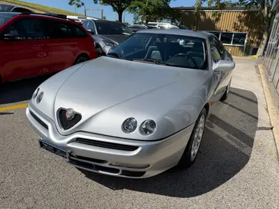 Alfa Romeo GTV 3.0 V6 24V Elegant — Coupé sportif 218 ch, sans accident — côté