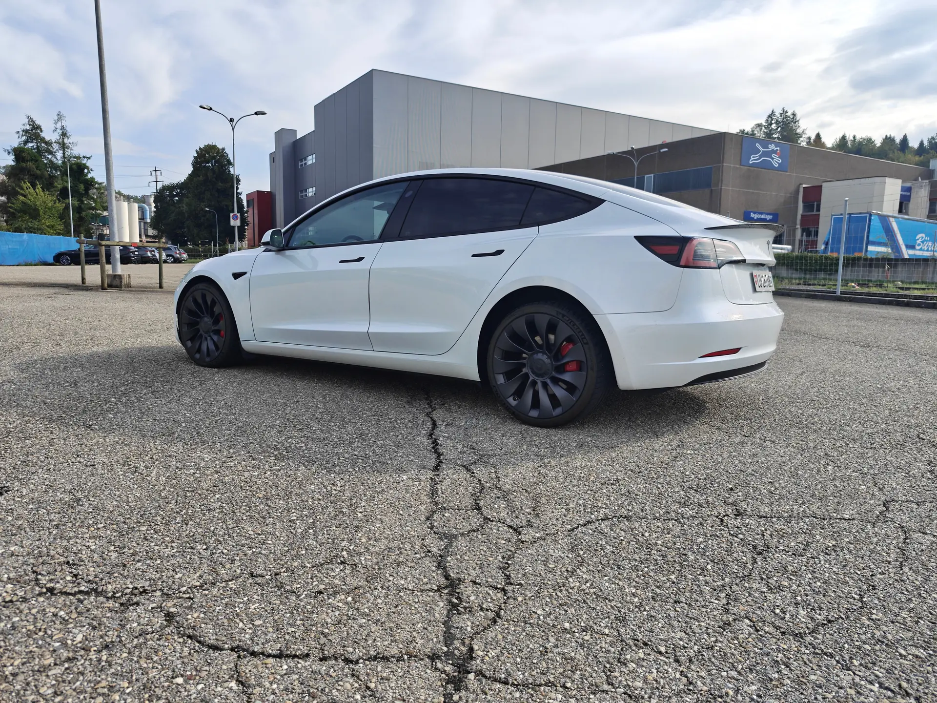 Tesla Model 3 2022 occasion Emmenbrücke — 3