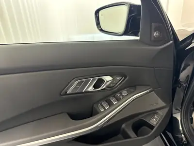 BMW M340d xDrive — Break sportif diesel hybride, 11 000 km, garantie 3 ans — Miniature 10