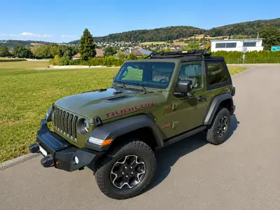 Jeep Wrangler Rubicon 2.0 Turbo 2024 — SUV 4x4 préparé avec seilwinde et accessoires off-road premium — Miniature 8