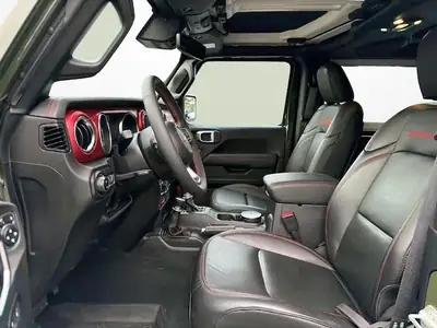 Jeep Wrangler Rubicon 2.0 Turbo 2024 — SUV 4x4 préparé avec seilwinde et accessoires off-road premium — Miniature 11