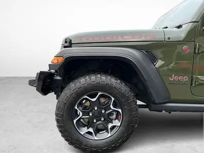 Jeep Wrangler Rubicon 2.0 Turbo 2024 — SUV 4x4 préparé avec seilwinde et accessoires off-road premium — Miniature 17